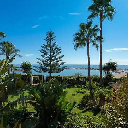 Cubo's Luxury Banus With Jacuzzi Apartment Marbella